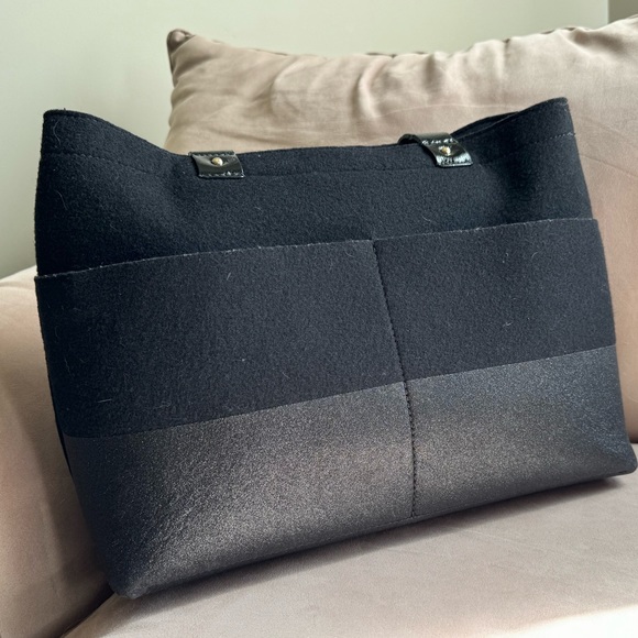 Kate Spade Frosted Felt Magazine Tote black glitter patent leather - Picture 8 of 10